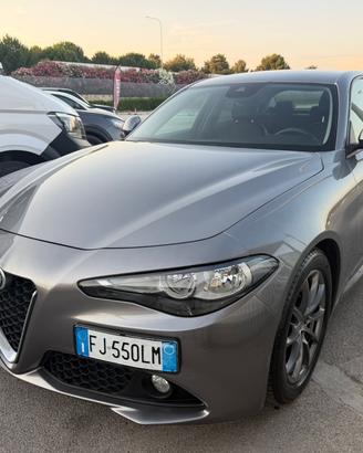 Alfa Romeo Giulia 2.2 180 CV AT8 Sport garanzia12