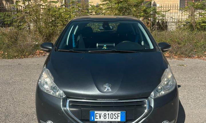 Peugeot 208 Allure