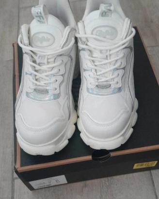 Scarpe BUFFALO bianche/argento con scatola origina