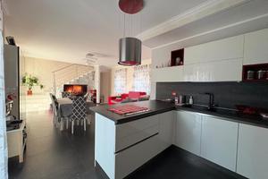 CASA INDIPENDENTE A FERNO