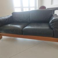 Divano e due poltrone di design ecopelle nera