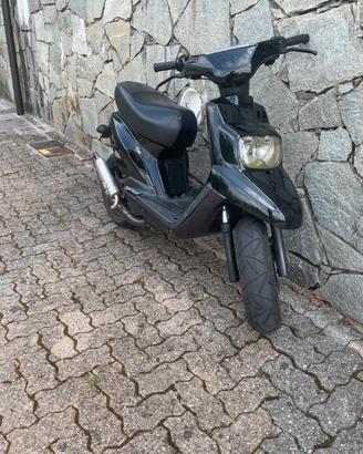 MBK Booster 50(2013) da 12*,Edizione Moto Gp.