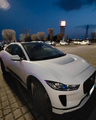 Jaguar i pace