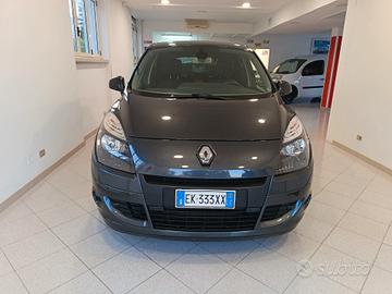 Renault Scenic Scénic X-Mod 1.5 dCi 110CV Luxe