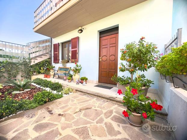 APPARTAMENTO PERFETTO CON GIARDINO E GARAGE IN ZON