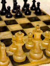 Scacchiera realizzata in resina epossidica black/w