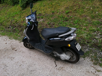 Scooter Piaggio Fly 2010