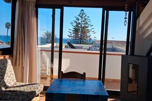 Appartamento vista mare fronte spiaggia