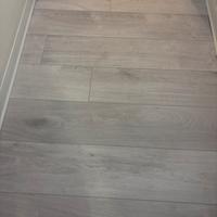 Pavimento laminato spc
