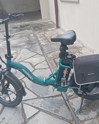 Bicicletta elettrica pieghevole