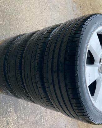 cerchi con gomme audi da 18