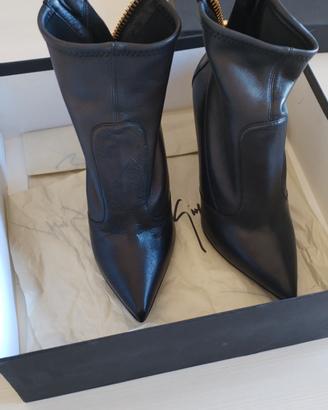 Stivaletti Giuseppe Zanotti 
