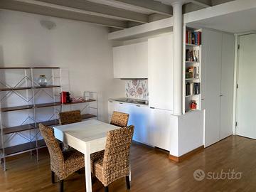 Meraviglioso bilocale al Lago di Monate