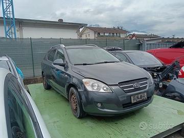 Ricambi KIA CEE'D 1582cc diesel del 2008