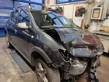Ricambi DACIA SANDERO STEPWAY 1461cc TDCI del 2017
