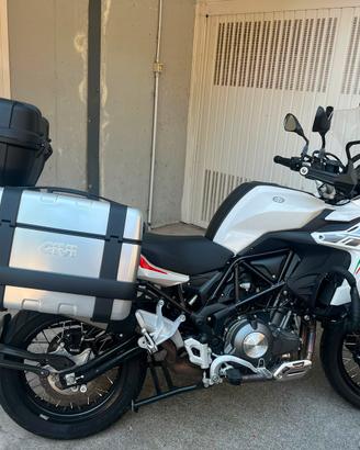 Benelli TRK 502X