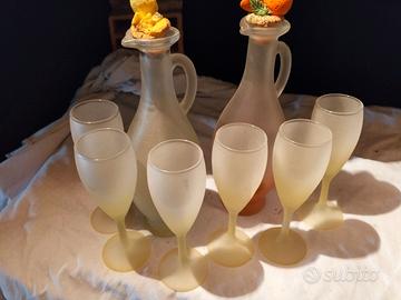set bottiglie bicchieri