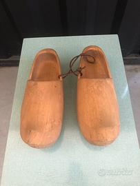 Zoccoli in legno olandesi