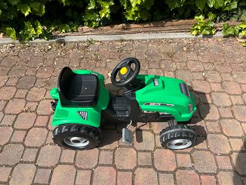 Trattore a pedali per bambini Smoby