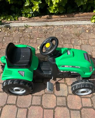 Trattore a pedali per bambini Smoby