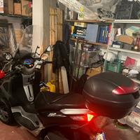 Piaggio MP3 300 - 2013