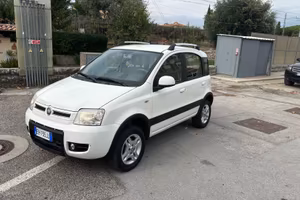 Fiat Panda 1.3 MJT 16V DPF 4x4 Climbing
