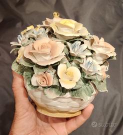 Centrotavola con roselline artigianato di Monte