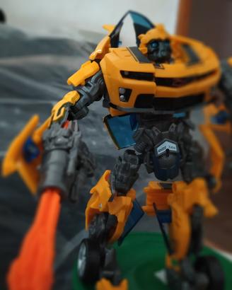 Transformers movie 2007 bumblebee deluxe loose