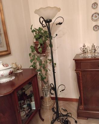 piantana lampada illuminazione ferro battuto