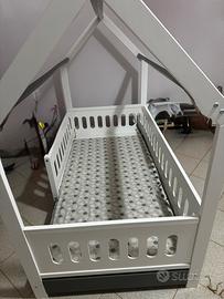 Letto montessoriano cuoricini Moovie