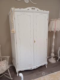 armadio barocco rifatto in stile shabby 