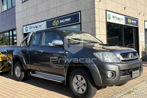 TOYOTA Hilux 2.5 D-4D 4WD 2p. Extra Cab SR