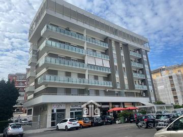 SIGNORILE APPARTAMENTO IN CENTRO