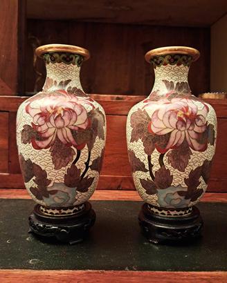 Vasi cinesi cloisonne'