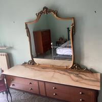 Mobile specchiera e armadio buon legno