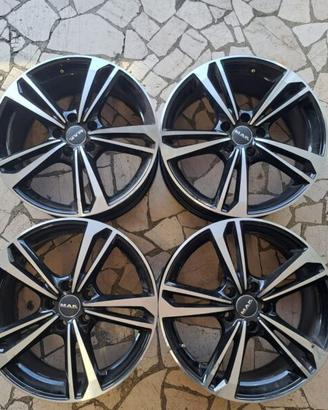4 - CERCHI IN LEGA MAK 8X18 5X112 ET39 CB 66,6