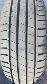 Due pneumatici 195/55 R16 87H BFGoodrich Advantage