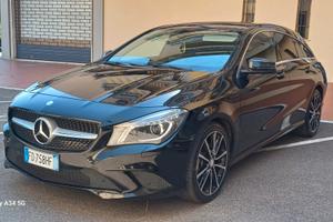 Mercedes-benz CLA 200 D SW AUTOMATIC PREMIUM DARK 