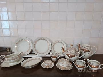 Servizio piatti, tazze the, tazzine e accessori x8