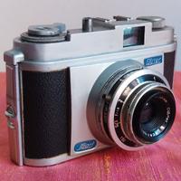 Macchina fotografica vintage Closter