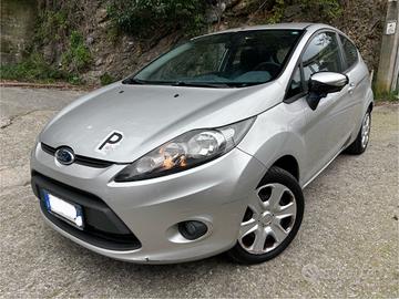 Ford Fiesta 1.2 82CV 3 porte Titanium