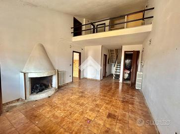 6 LOCALI A CERVINARA