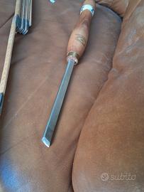 utensile sgorbia scalpello per legno Sheffield 
