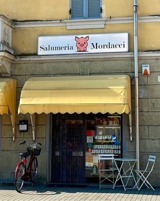 Salumeria di paese