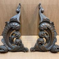 CORNICE - SAGOME INTAGLIATE LEGNO NOCE.