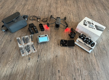 DJI Mavic 3 Pro Fly More Combo + DJI RC