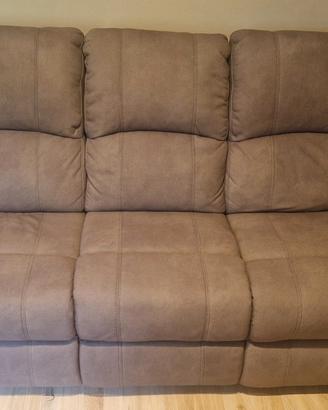 Divano 3 posti con recliner elettrico