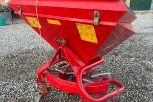 Spandiconcime Lely Model H 1250