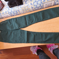 Pantaloni verdi con trama