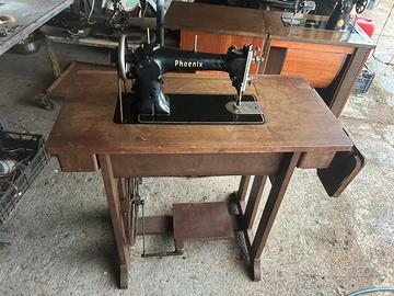 Macchina da cucire antica